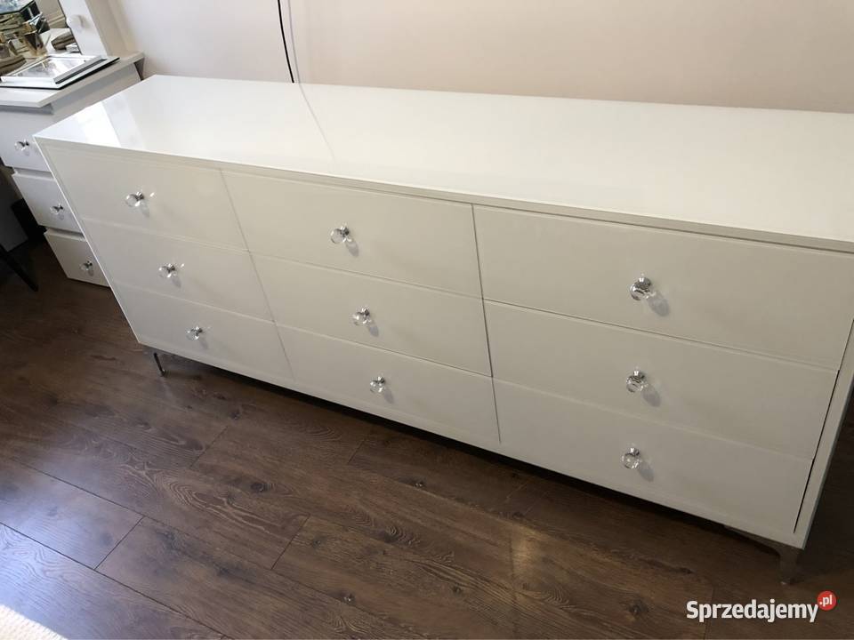 Komoda biała ze szkła noga chrom gałka kryształ Kępno