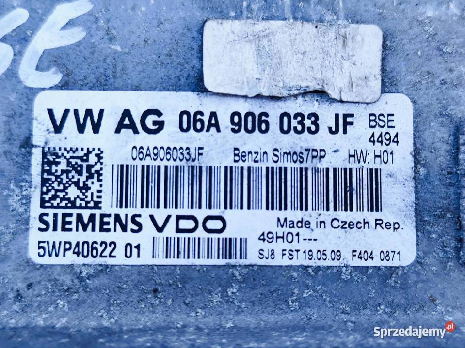 VW Golf VI 16 STEROWNIK KOMPUTER SILNIKA Przemęt