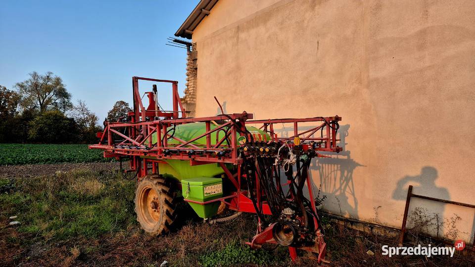 Opryskiwacz Moskit 1500l 15m Rolnictwo