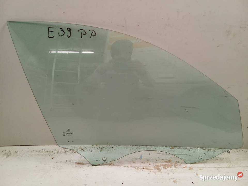 Szyba Drzwi Prawa Przednia BMW Seria 5 E39 96 Bralin