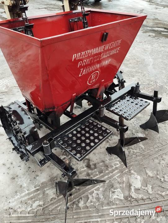 Sadzarka do ziemniaków Akpil