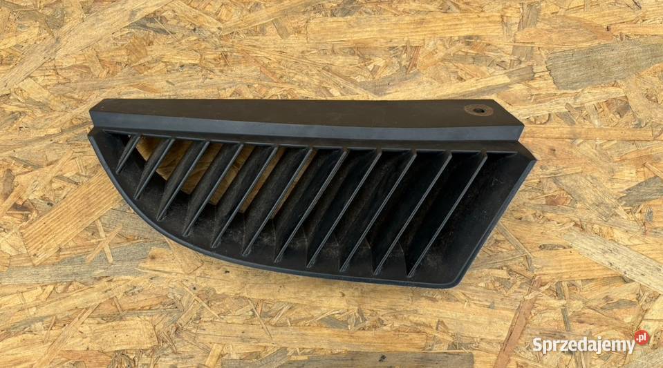 MITSUBISHI COLT VI 4 KRATKA W ZDERZAK PRAWA Międzychód sprzedam