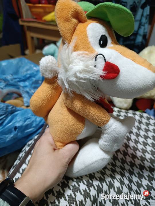 Pluszak przedstawia Ferdi Fuchsa maskotkę Zabawki Poznań