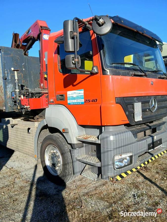 Hakowiec z dźwigiem 6x2 Mercedes mazowieckie Warszawa