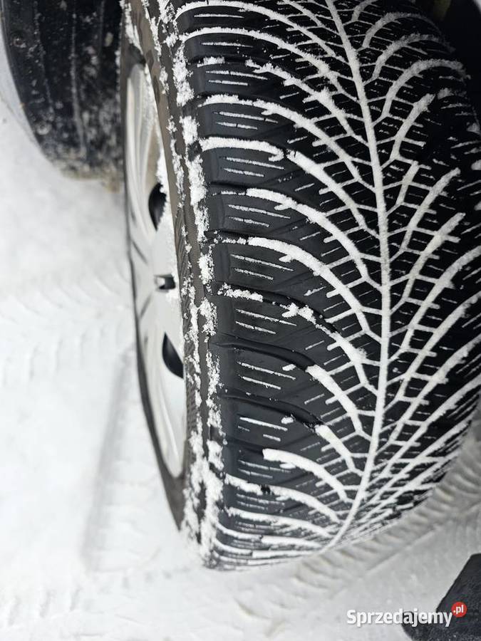 Toyota auris 16 benzyna manualna Radzyń Podlaski