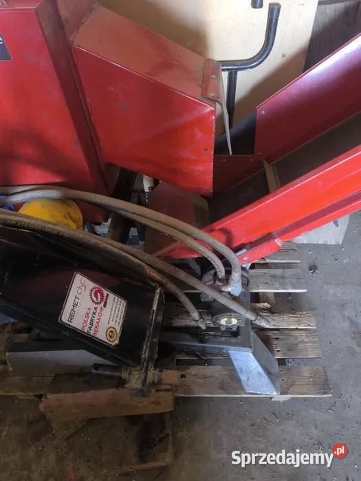 Rębak do drewna z taśmociągiem R120 6N Hruszowice