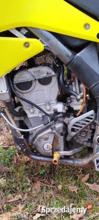 Suzuki RMZ 250 4T Akrapowic