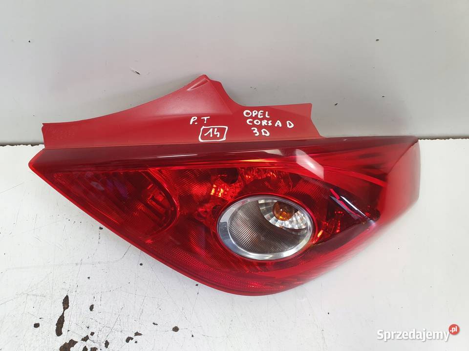 Opel Corsa D 3D 0614r TYLNA TYLNIA LAMPA PRAWA
