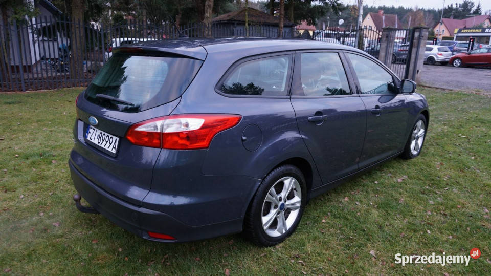 Ford Focus zarejestrowany ubezpieczony Gwarancja centralny zamek Zielona Góra