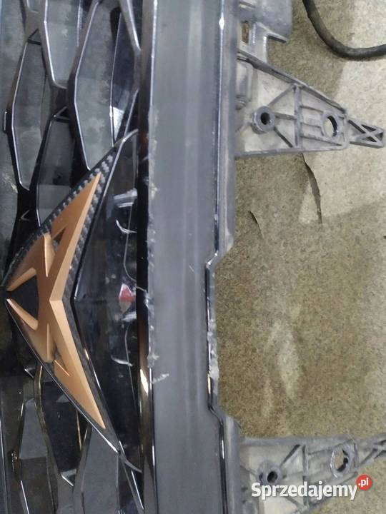 ZDERZAK PRZÓD BIAŁY SEAT PDC SPRYSKI 575 PRZED