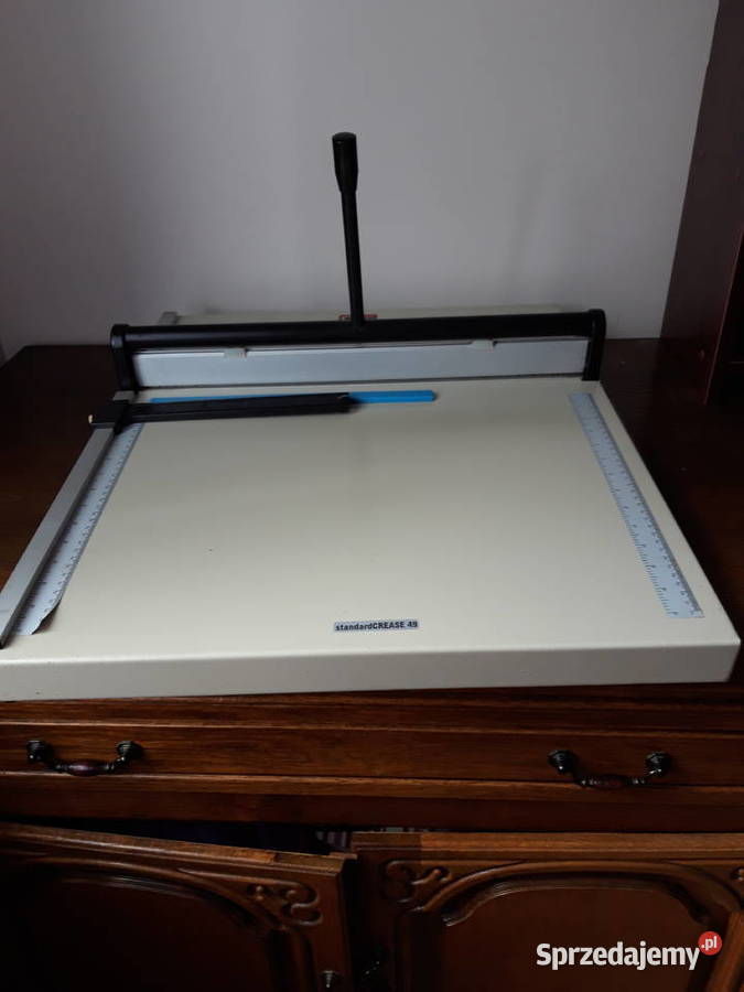 Bigówka Opus standardCREASE 49 Warszawa