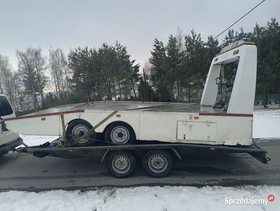 Najazd zabudowa autolaweta rohill uszkodzony Limanowa