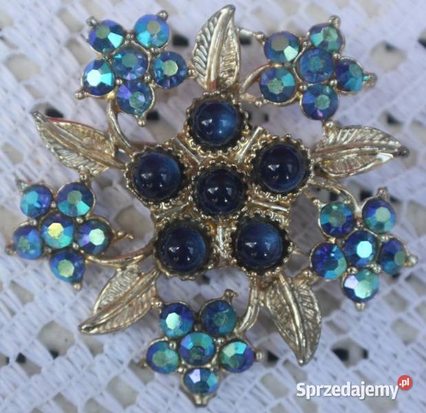 Stara broszka granatowoniebieski kwiat małopolskie Ochojno