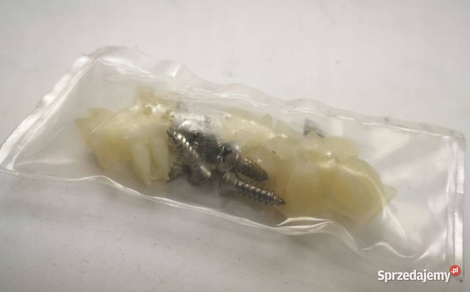 LISTWY NAKŁADKI PROGOWE MITSUBISHI SPACE STAR