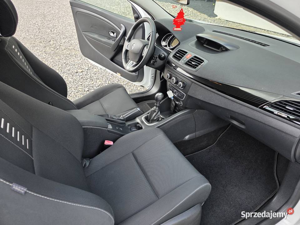 Renault Megane16 16V 110 DYMAIQUE RATY GWARANCJA nieuszkodzony Buk sprzedam
