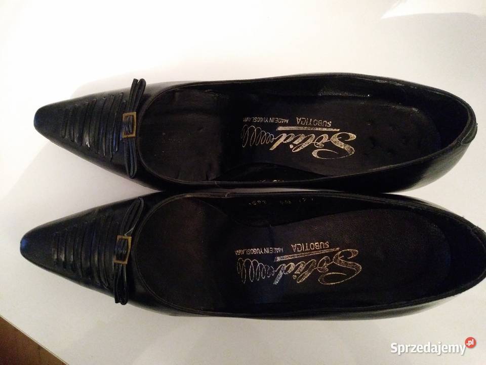 Skórzane szpilki w stylu vintage