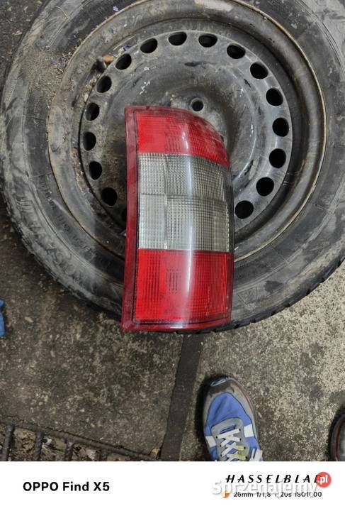 Lampa tył Opel Omega B lewa combi Rok produkcji 1998 Lampy tylne Kielce