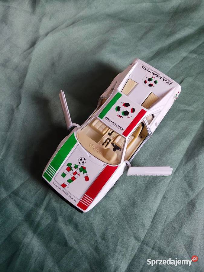Model samochodu 124 Ferrari 308 GTB Italia 1990 Głuchołazy