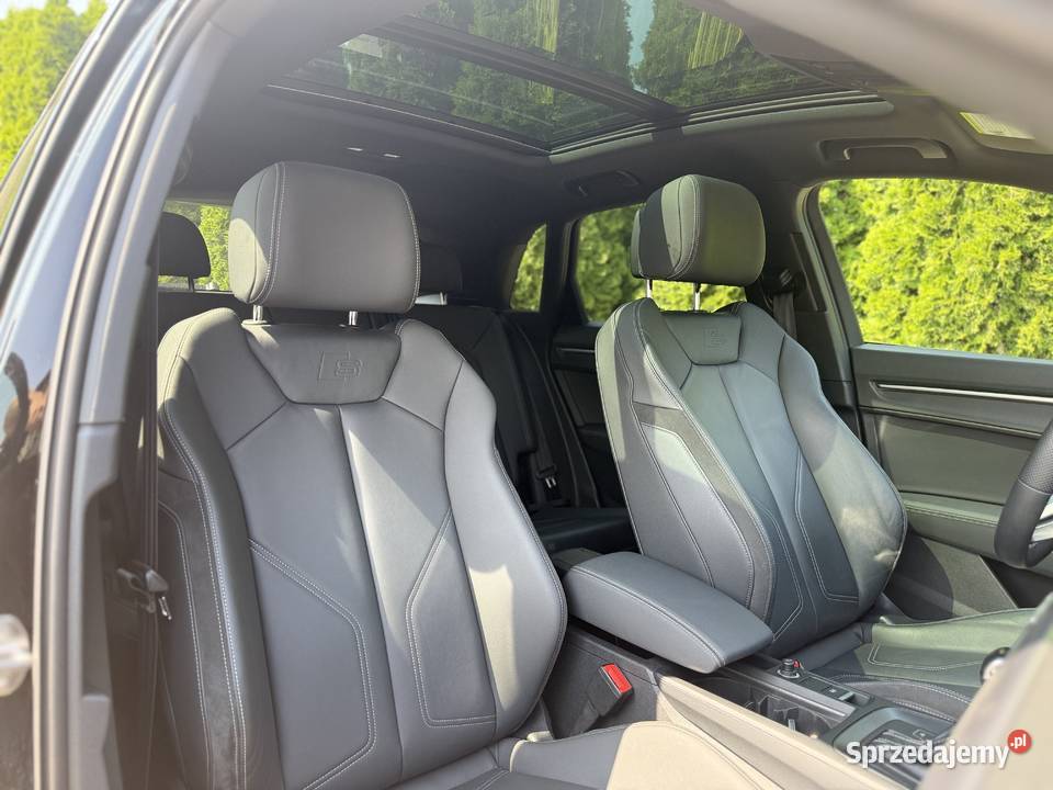 Audi Q3 2021 245 20 TFSI Quattro ASR (kontrola trakcji) Czerwin