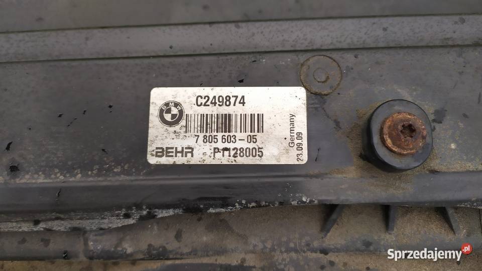 Komplet chłodnic z wentylatorem BMW E60 E61 LCI osobowe łódzkie sprzedam