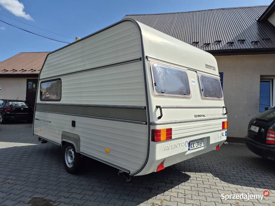 Przyczepa kempingowa Avento Royal 395