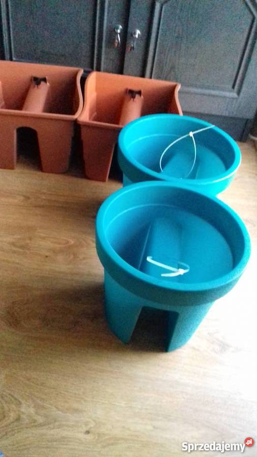 Doniczki duże 4 sztuki Pozostałe