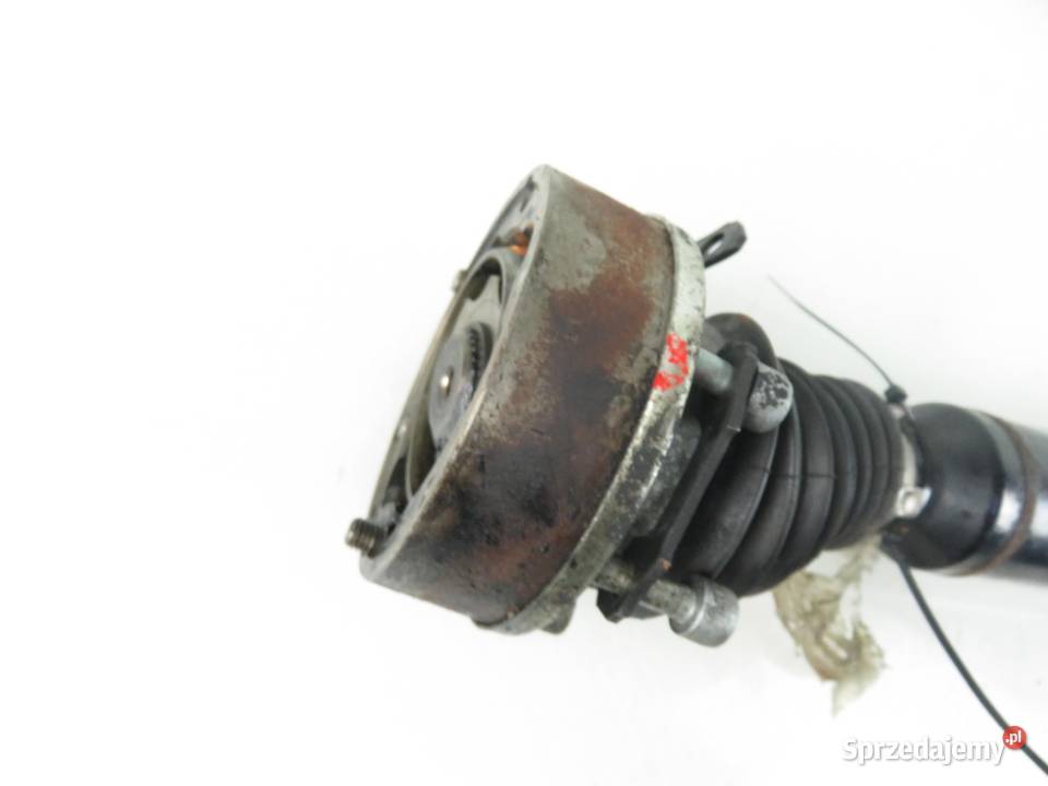 PÓŁOŚ PRAWA VW PASSAT B6 16 FSI