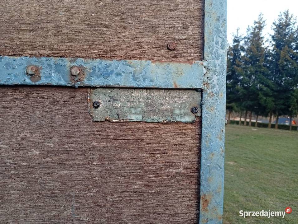 Przyczepa lekka 650 Do samochodów osobowych Florynka sprzedam