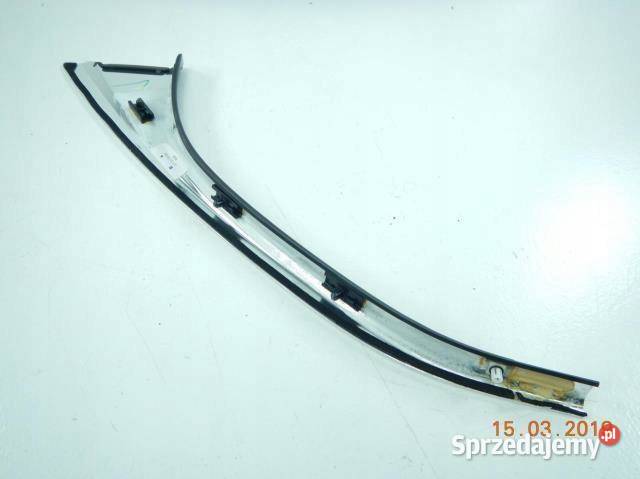 LISTWA KAROSERYJNA PRAWA CADILLAC BLS 0610