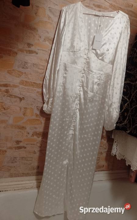 40L VilaEkskluzywna długa biała sukienka z Vila Moda i Styl małopolskie