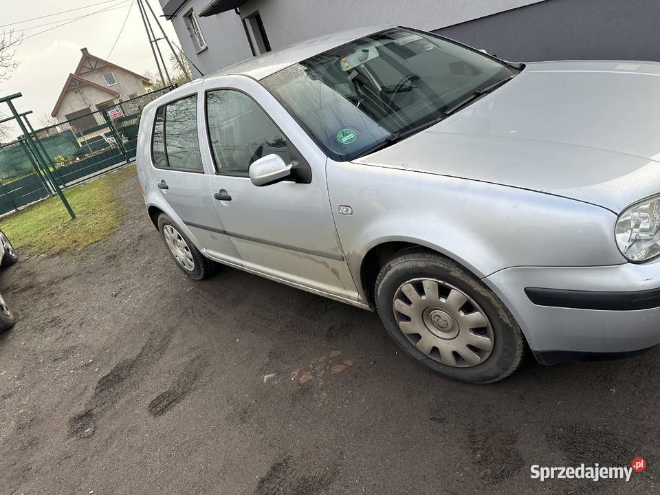 Sprzedam 2 golfy sprowadzone z Niemiec Brody