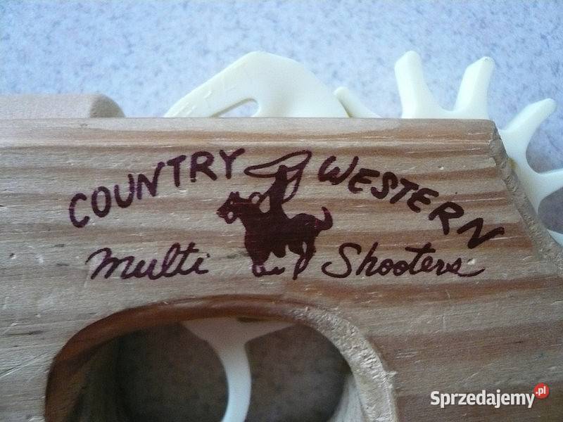 Do kolekcji Drewniany Pistolet na Gumki firmy Rzeszów