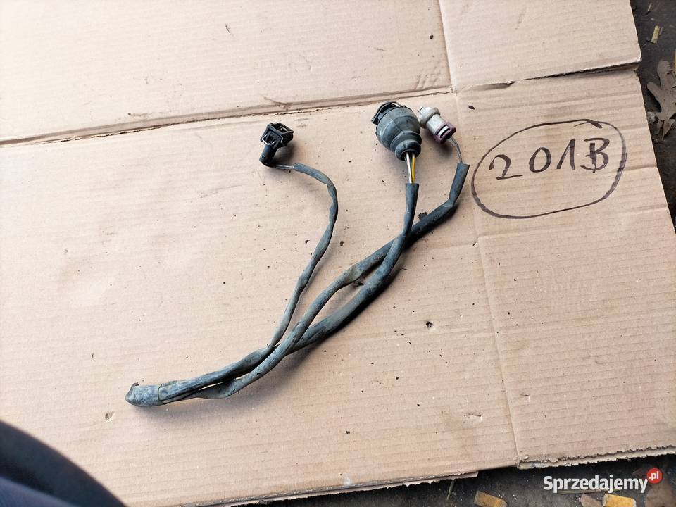AUDI 80B4 80 B4 WTYCZKA GNIAZDO KOSTKA LAMPY lubelskie Kamień-Kolonia