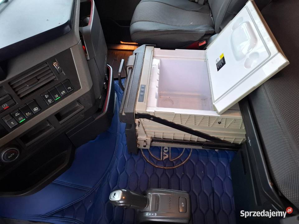 Ciagnik Volvo FH 500 tez Leasing ciagnika Warszawa sprzedam