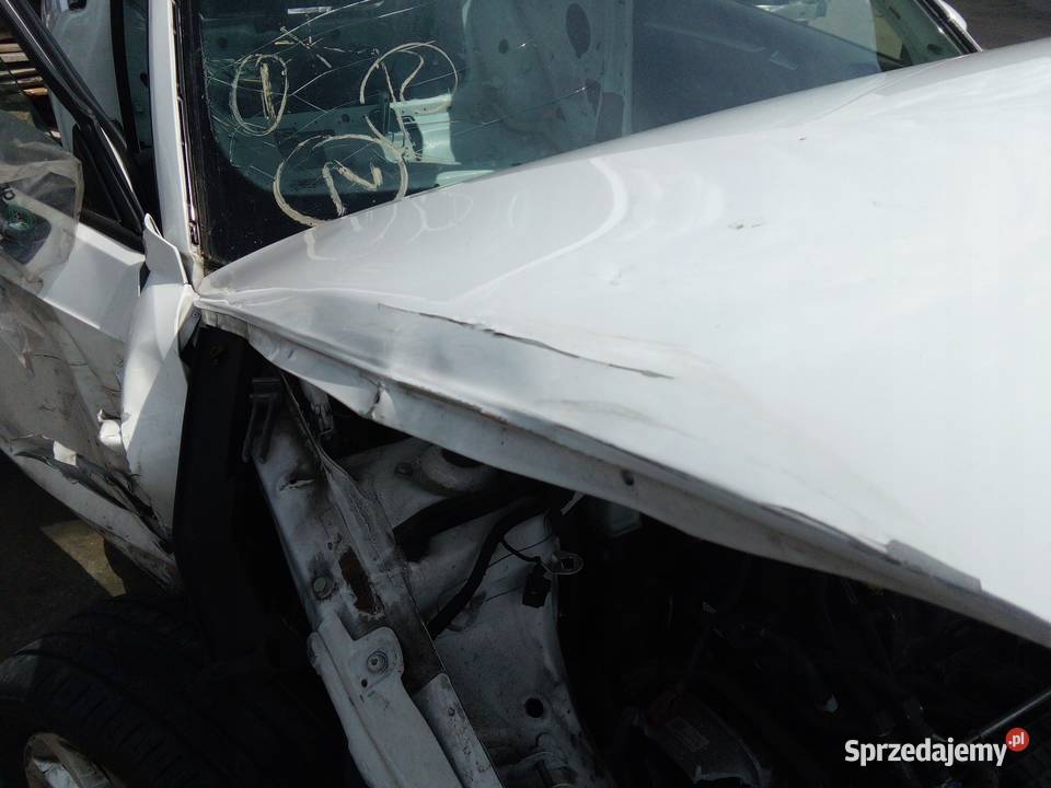 MASKA AUDI A3 8V LY9C LEKKO USZKODZONA Przystajń