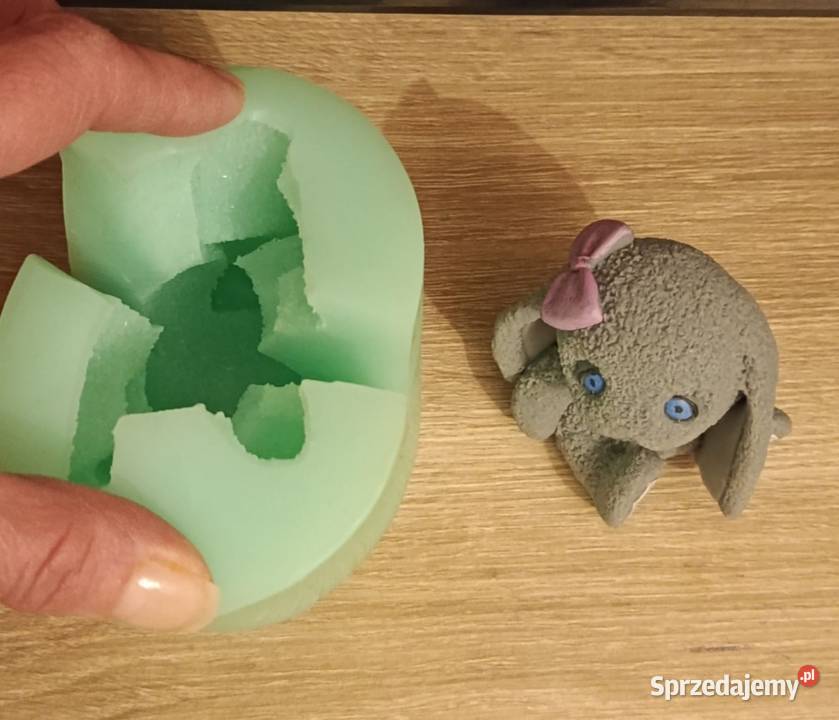 Forma silikonowa królik 3D do świec gipsu i Koło sprzedam