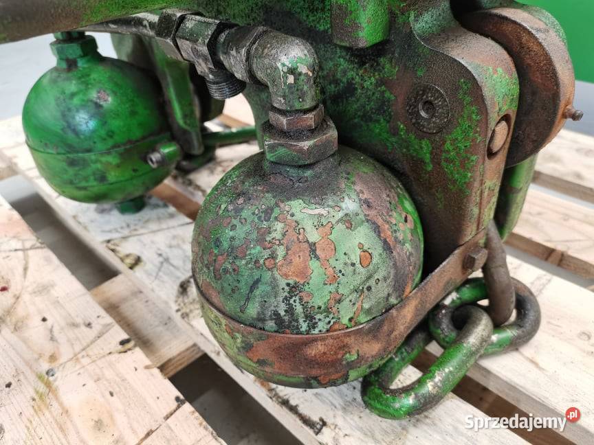 Wspornik osi L116018 John Deere 6810 Części Wilkowo