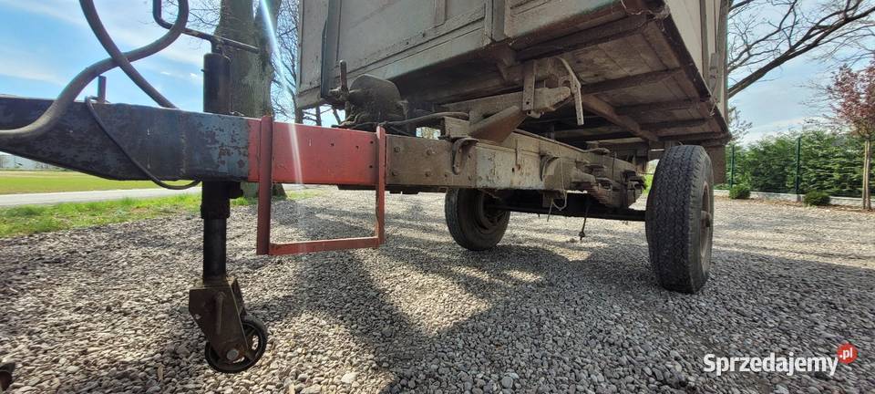 wywrotka 1osiowa 3stronna hydrauliczna Huta Szklana