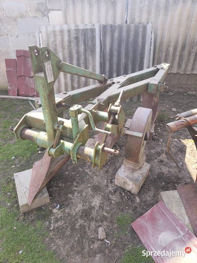 Pług 3 skibowy Kunów
