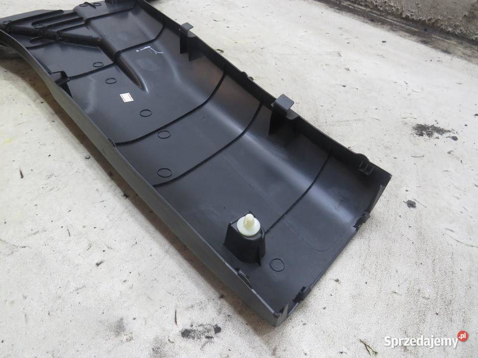 OSŁONA SŁUPKA ŚRODKOWEGO LEWA XTRAIL III T32