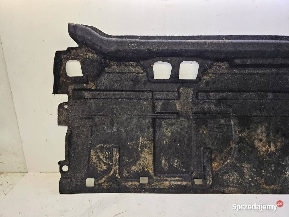 WYKŁADZINA BAGAŻNIKA DYWAN AUDI Q3 F3 83A863717 Przystajń sprzedam