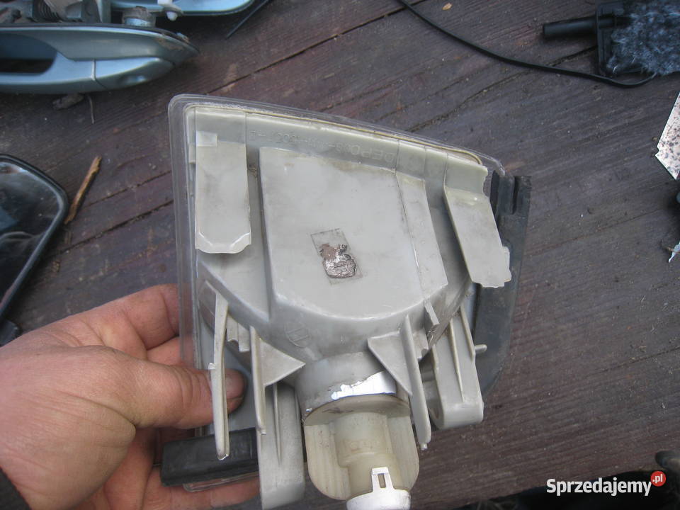 Migacz kierunkowskaz przedni prawy Audi 80 B4 małopolskie Kraków