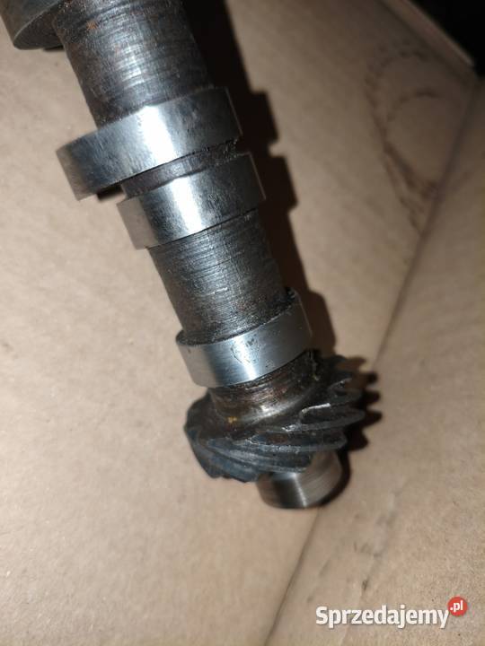 Wałek i tryby rozrządu K750 Leszno