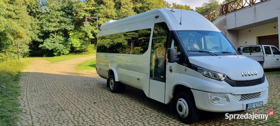 Wynajem busów Gliwice przewóz osób Zabrze busy Taxi i przewozy osobowe Taxi i przewozy osobowe śląskie przewóz osób