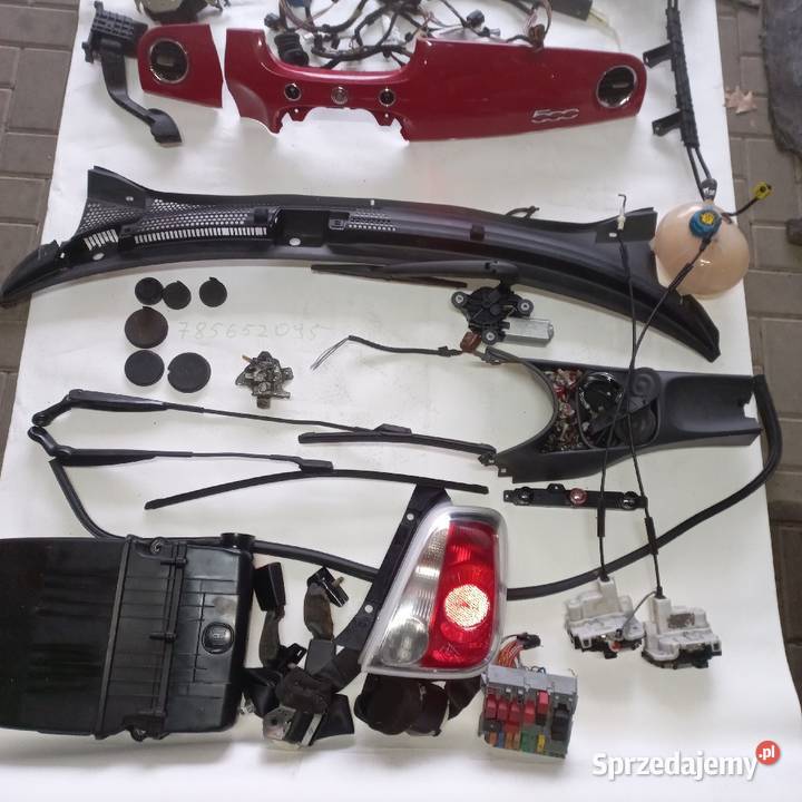 Sprzedam czesci fiat 500