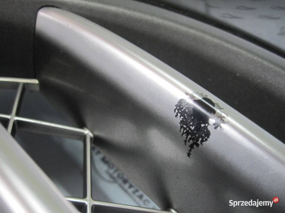 RANGE ROVER SPORT I L320 LIFT 08r błotnik prawy świętokrzyskie