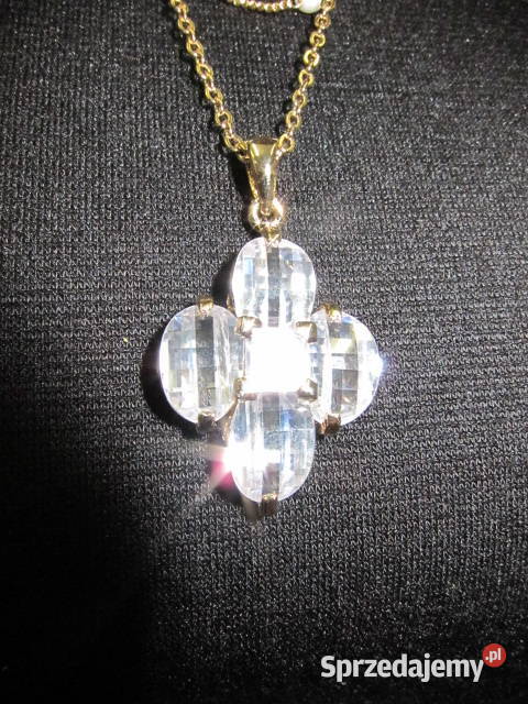 Wisiorek z perełkami i topazami Sieradz