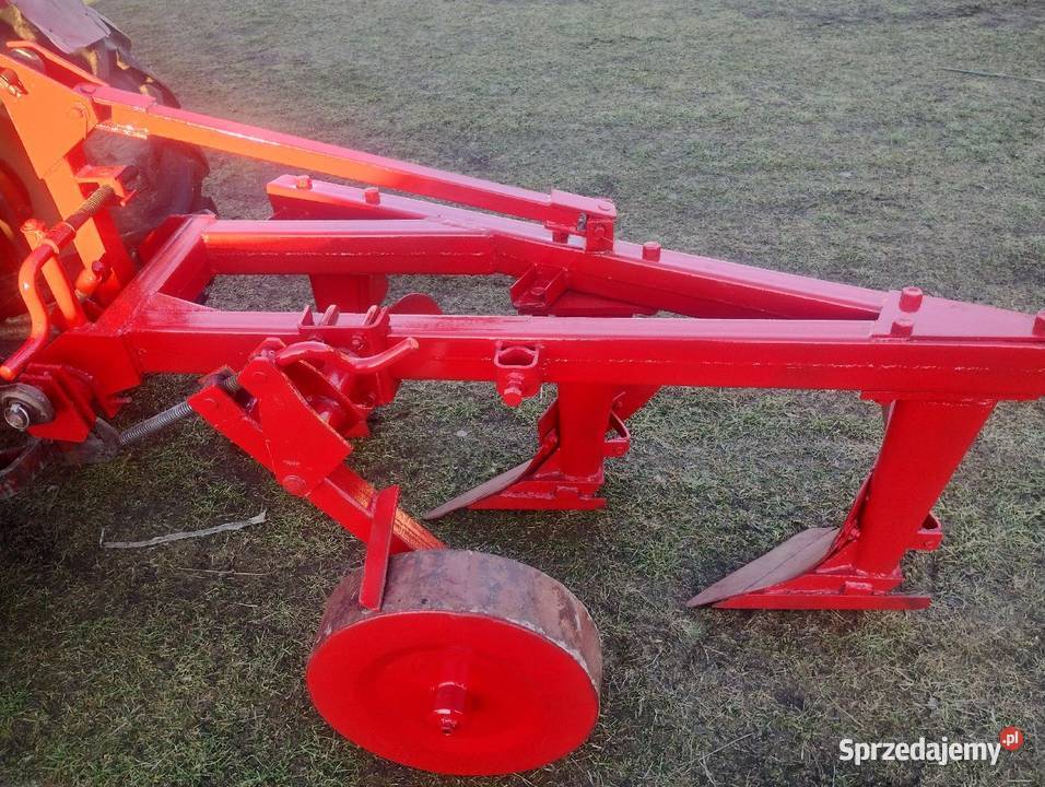 Pług 3 skibowy nieuszkodzony łódzkie Kunice