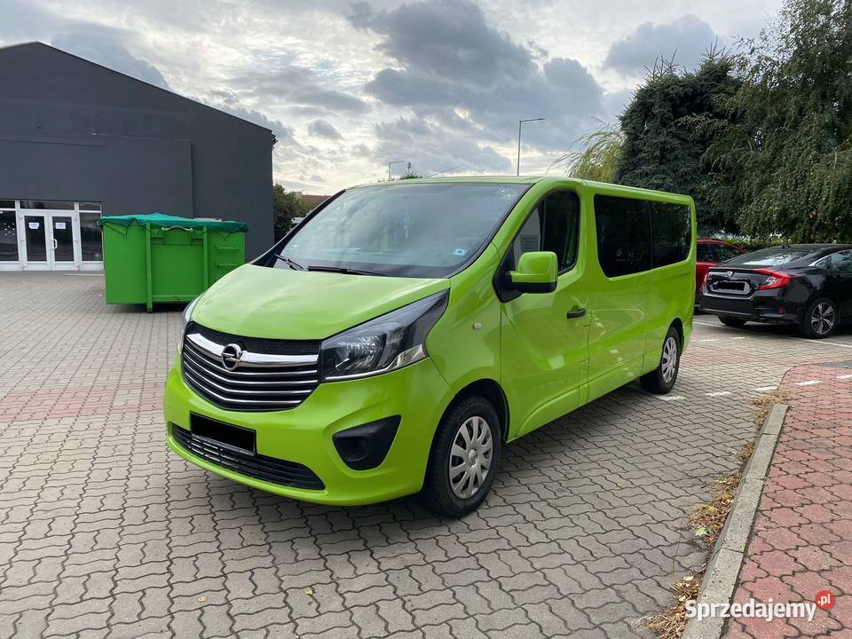 Opel Vivaro 9 osobowy NOWY SILNIK Ostrów Wielkopolski