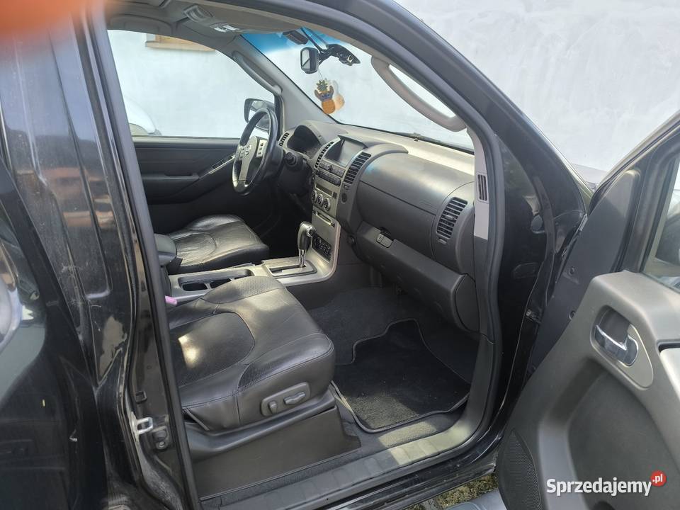 Nissan Navara d40 automat mały przebieg CD Navara podkarpackie Mielec